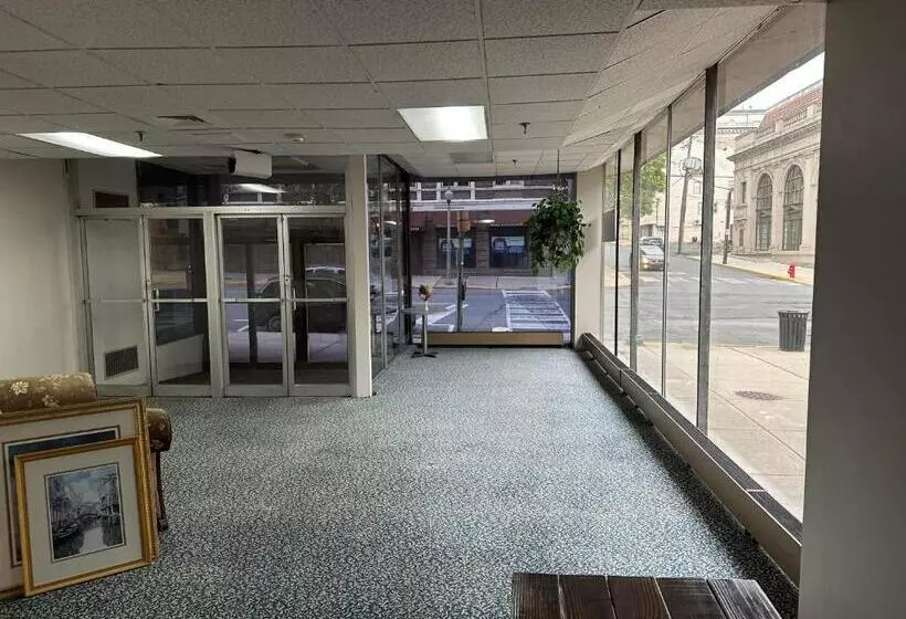 Отель Pottsville Inn