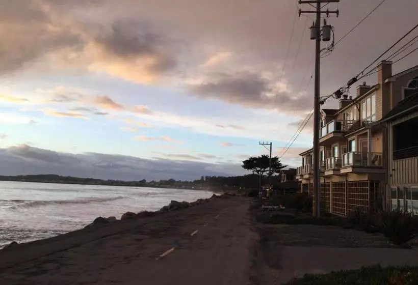 The Oceanfront Hotel On Miramarbeach Hmb