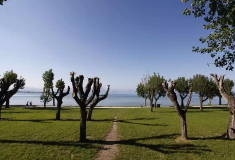 ホテル Villaggio Turistico Lugana Marina