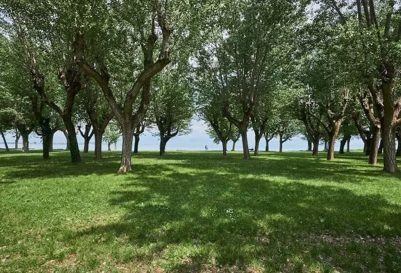 ホテル Villaggio Turistico Lugana Marina