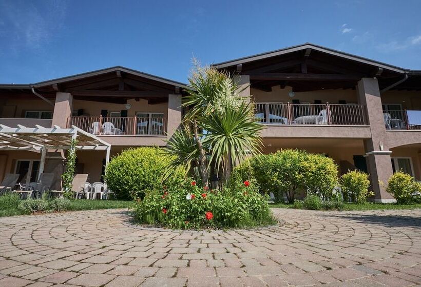 酒店 Villaggio Turistico Lugana Marina