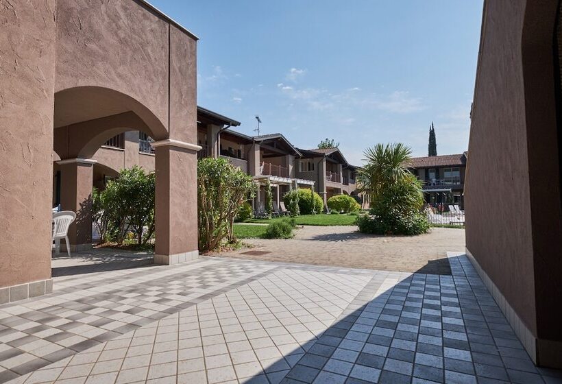 酒店 Villaggio Turistico Lugana Marina