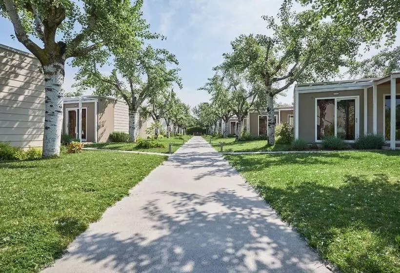 ホテル Villaggio Turistico Lugana Marina