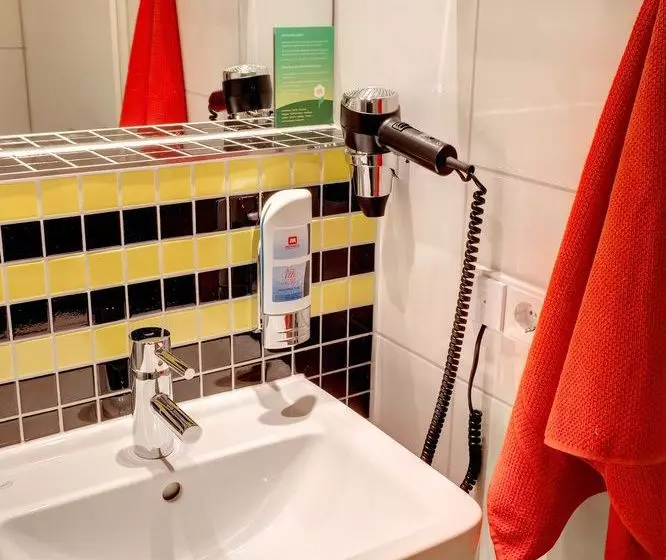 Meininger Hotel Frankfurt Main / Airport