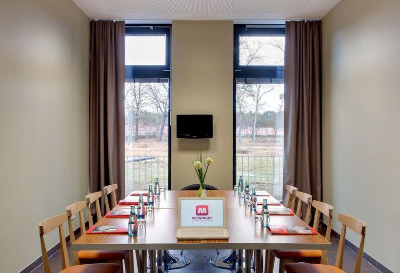 Meininger Hotel Frankfurt Main / Airport