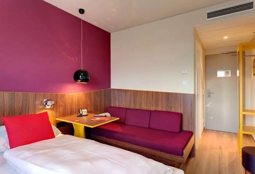 Meininger Hotel Frankfurt Main / Airport