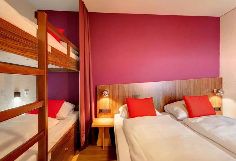 Meininger Hotel Frankfurt Main / Airport