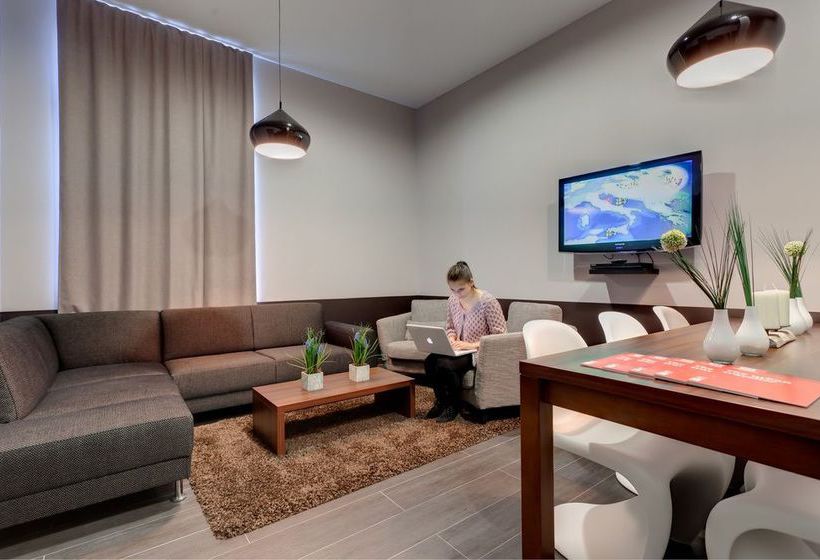 Meininger Hotel Frankfurt Main / Airport