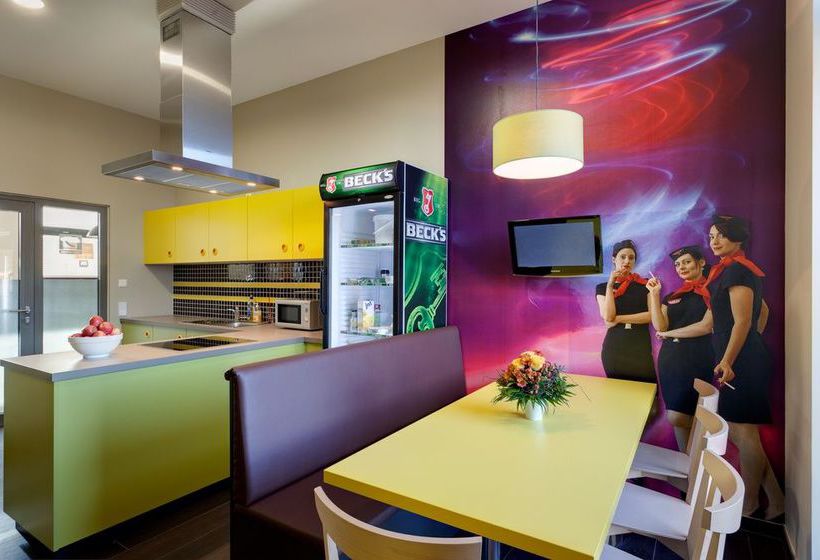 Meininger Hotel Frankfurt Main / Airport