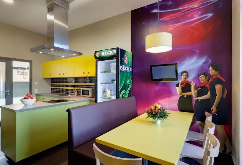 Meininger Hotel Frankfurt Main / Airport