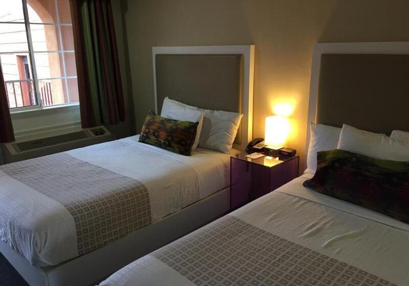 מוטל Inn At Golden Gate