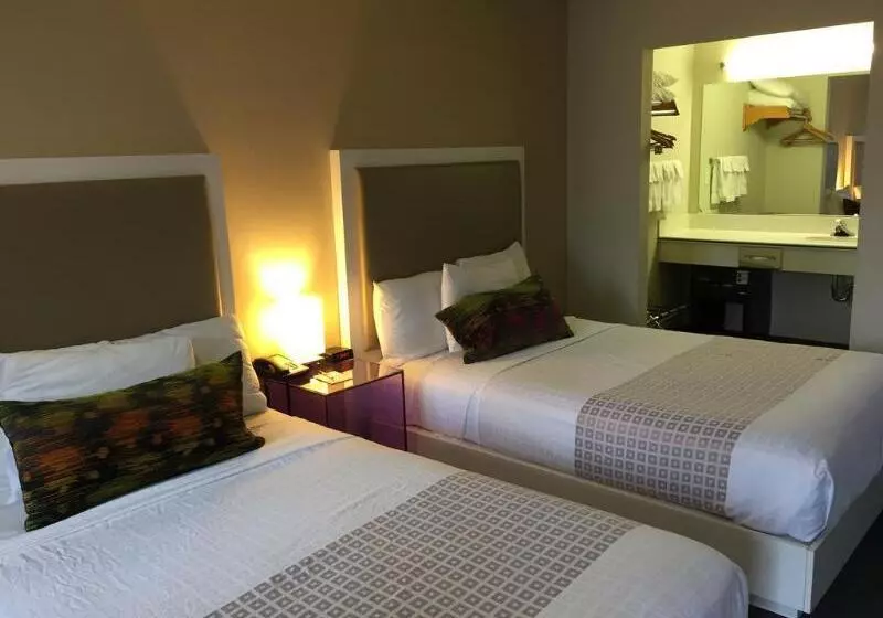 מוטל Inn At Golden Gate