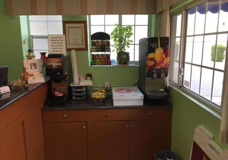 מוטל Inn At Golden Gate