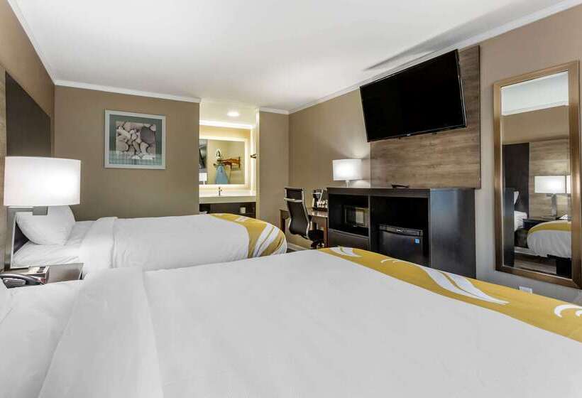 מוטל Quality Inn & Suites