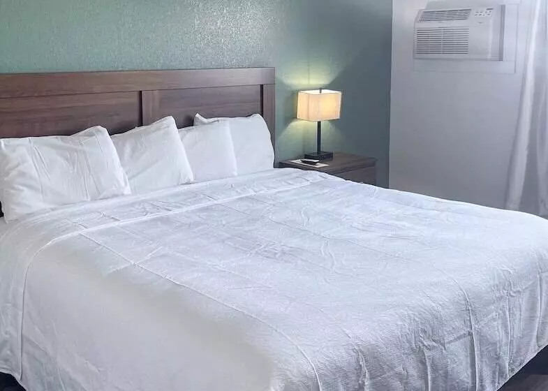 Motel River Bend's Walleye Inn