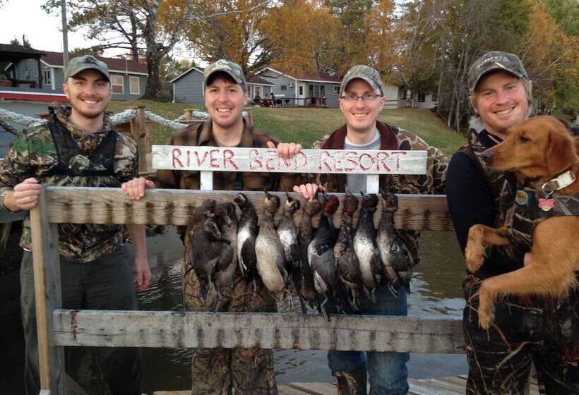 فندق على الطريق River Bend's Walleye Inn