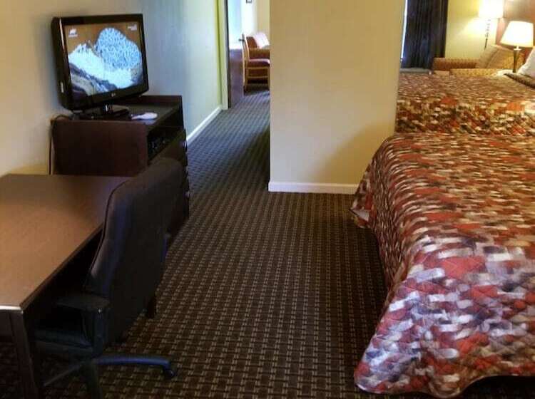 Мотель Royal Inn  Anniston