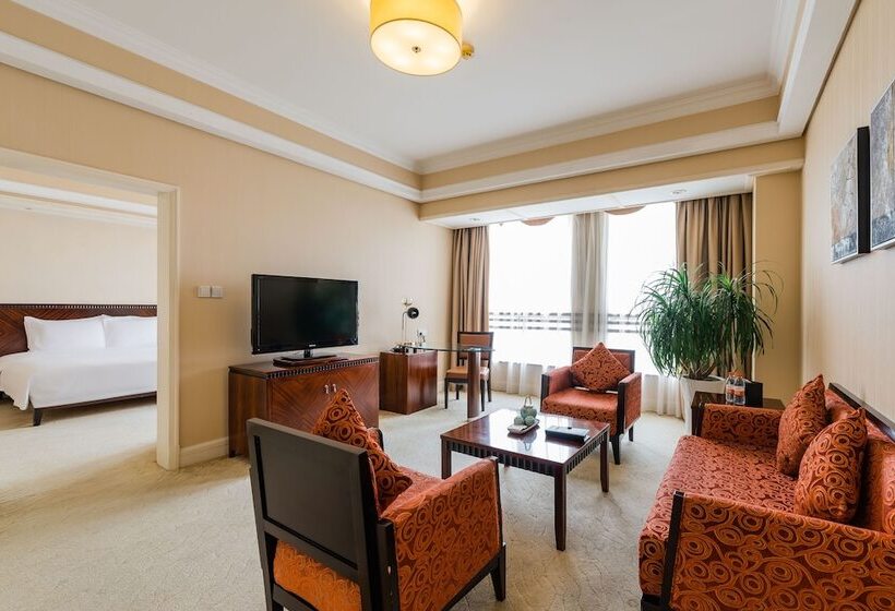 호텔 Jiujiang S&n International