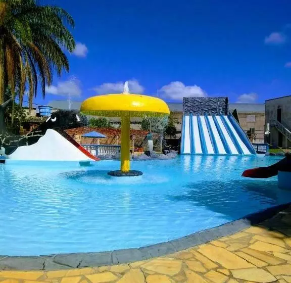 Retkeilymaja Pousada Clube Santa Cruz