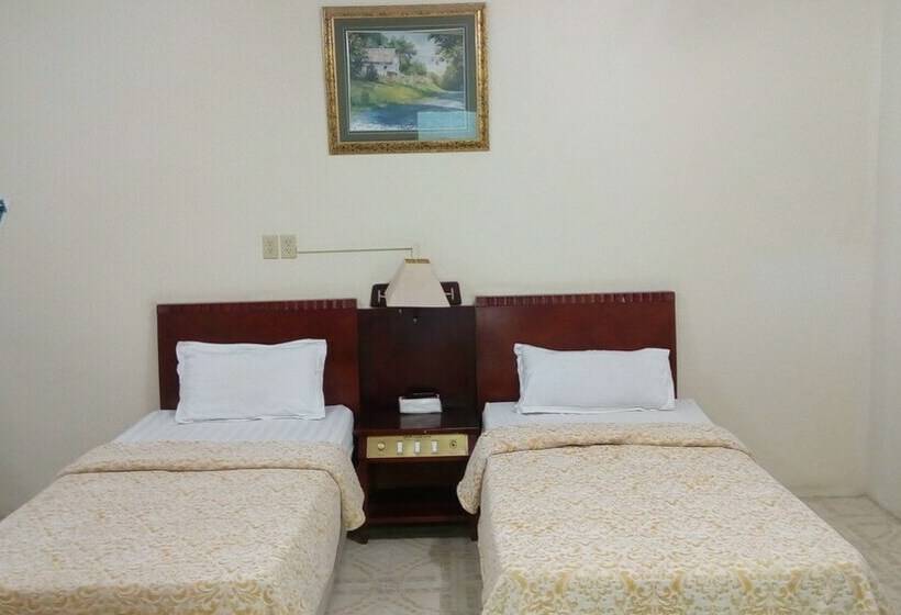 فندق صغير Sahari Palace