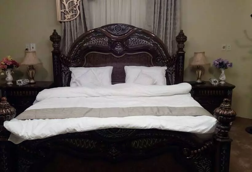 ユースホステル Sahari Palace
