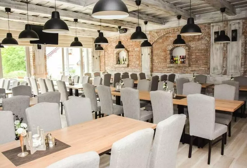 Csikar Csárda és Panzió