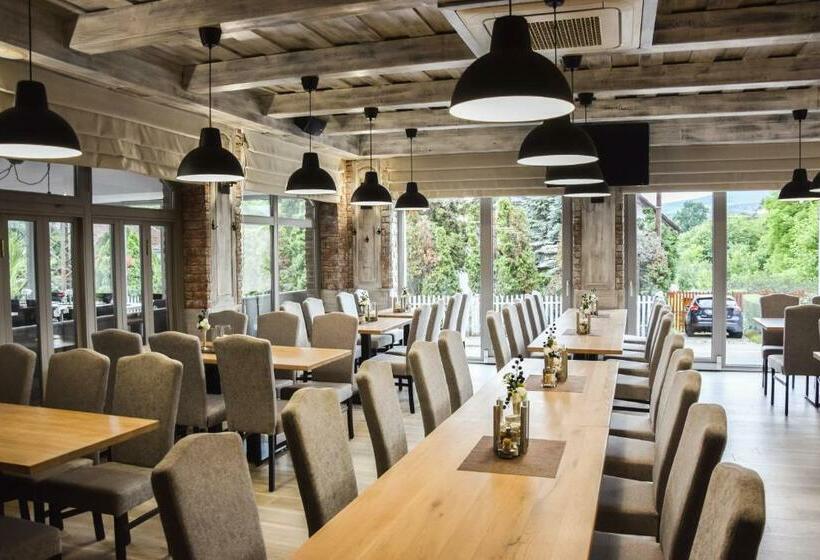 Csikar Csárda és Panzió