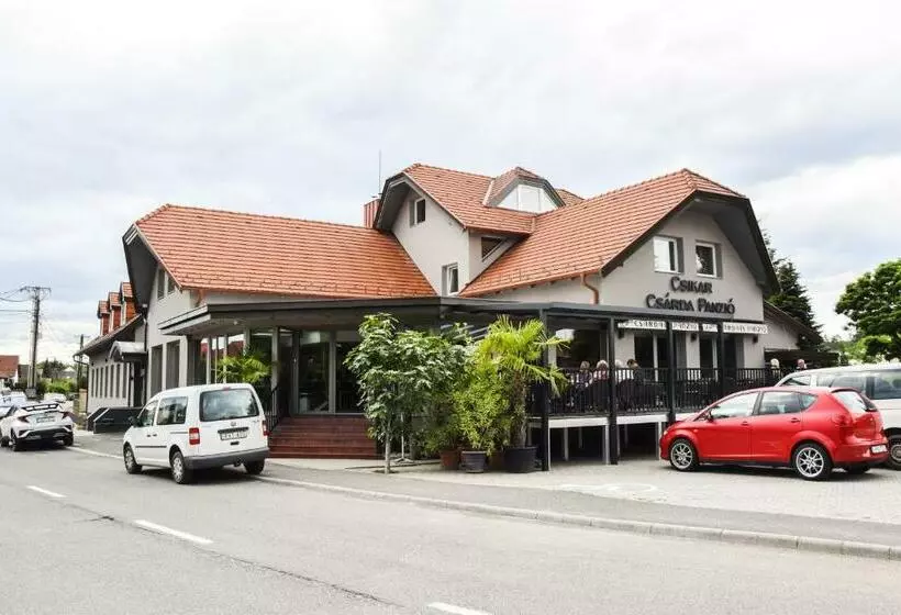 Csikar Csárda és Panzió