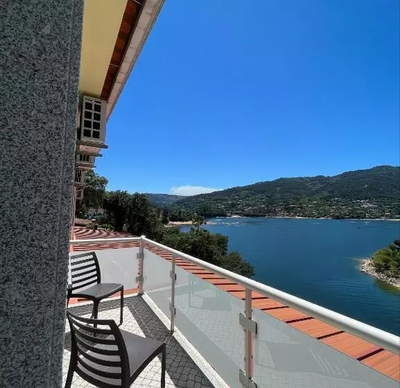 Majatalo Alojamento Por Do Sol