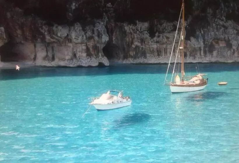 ペンション B&b Domus Oriens   Monolocale Indipendente In Villa