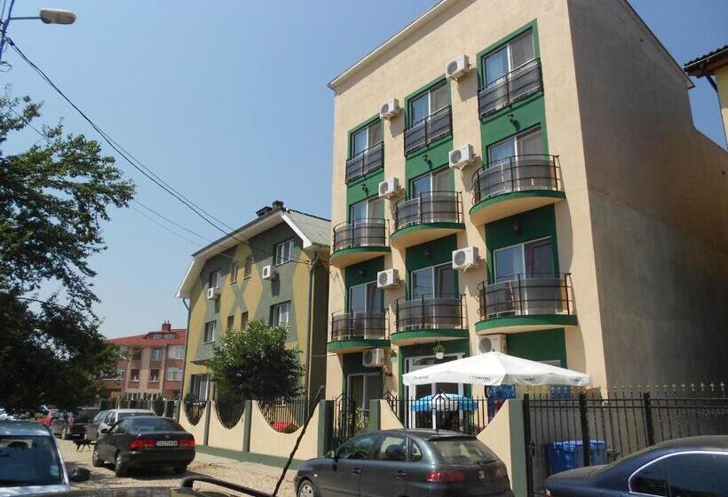 پانسیون Green House 1