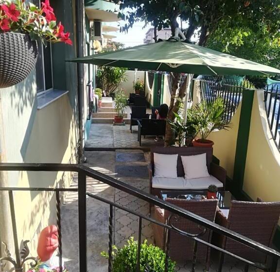 پانسیون Green House 1