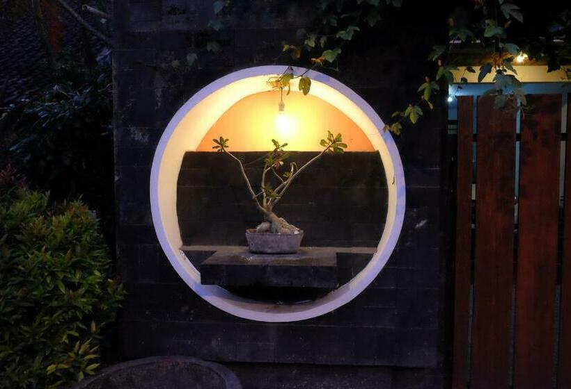 펜션 Puri Minggiran Guest House