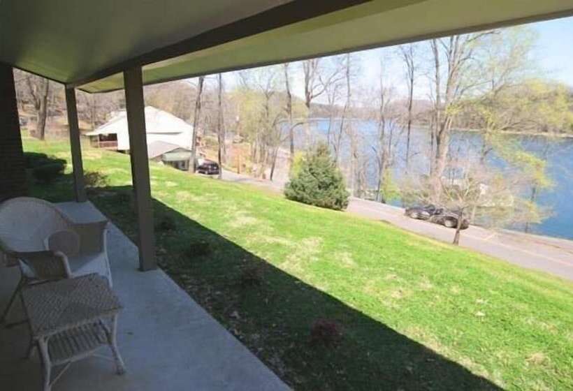 Lakeside Resort Lakeside Cabins