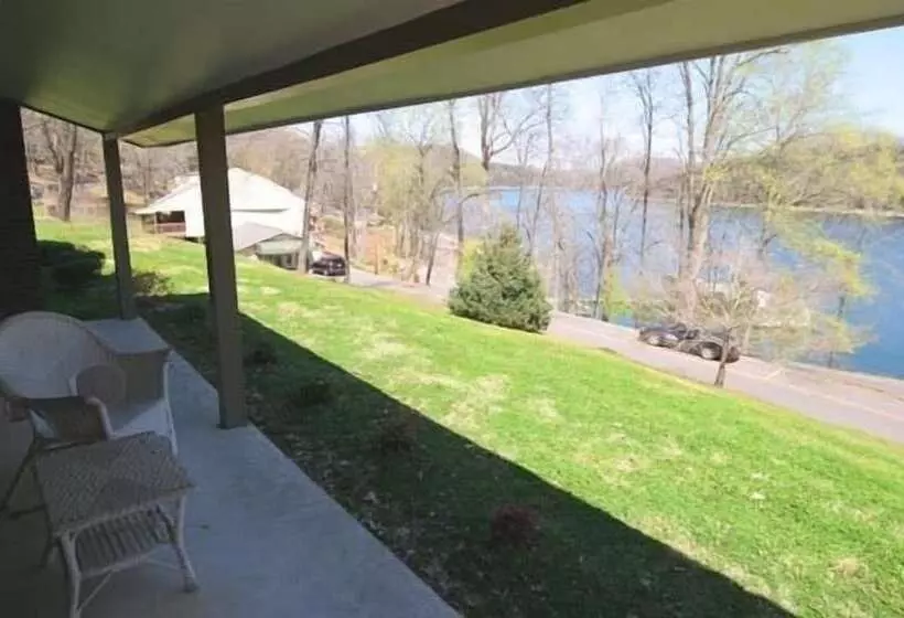 Lakeside Resort Lakeside Cabins