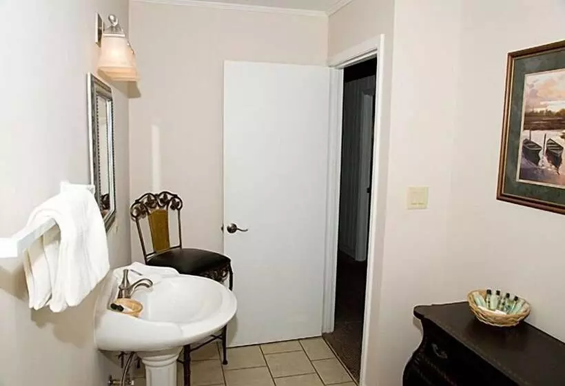 Lakeside Resort Lakeside Cabins