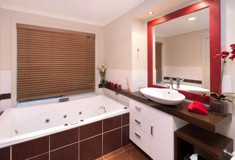 Hotelli Songbirds Rainforest Retreat