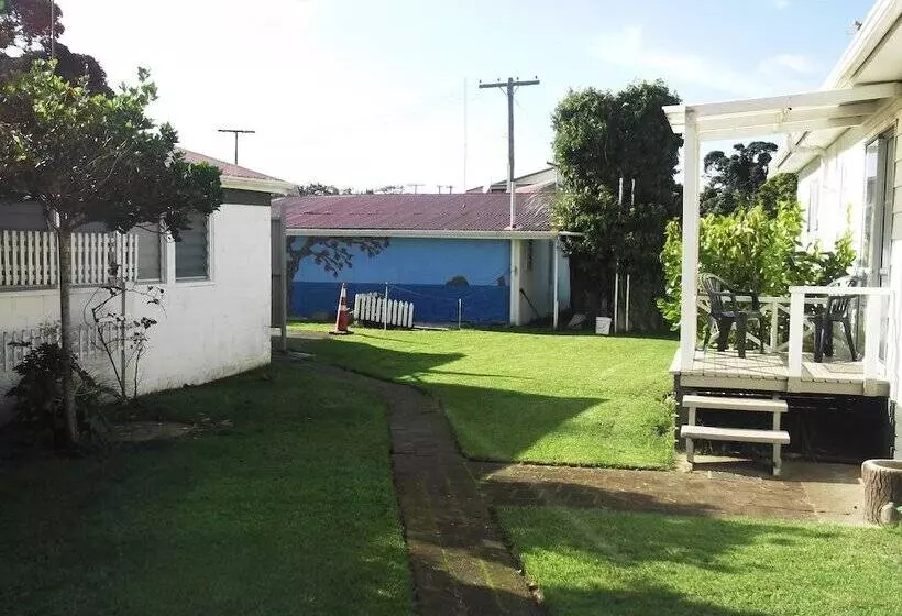 هتل Whitianga Campground