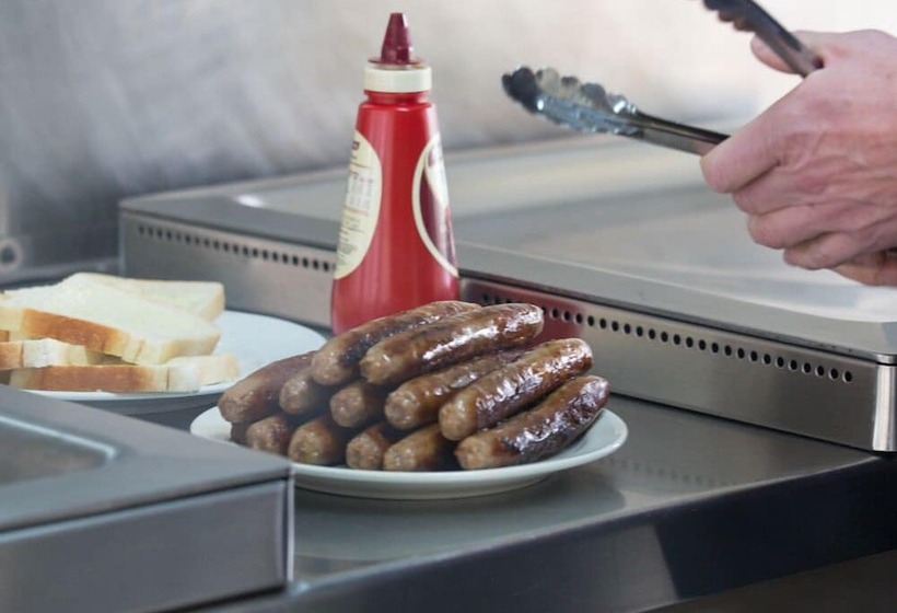 Отель Horsham Holiday Park