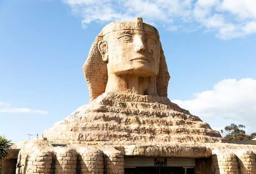 Sphinx Hotel Motel