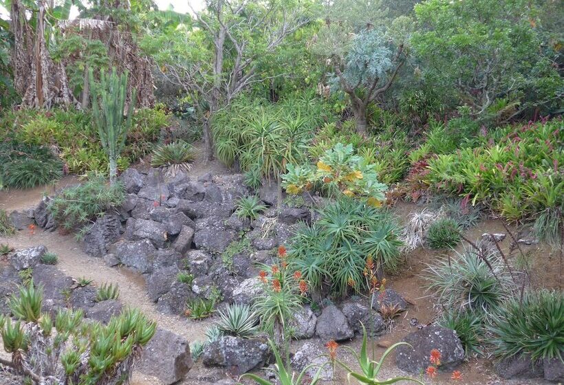 Wharepuke Subtropical Accommodation