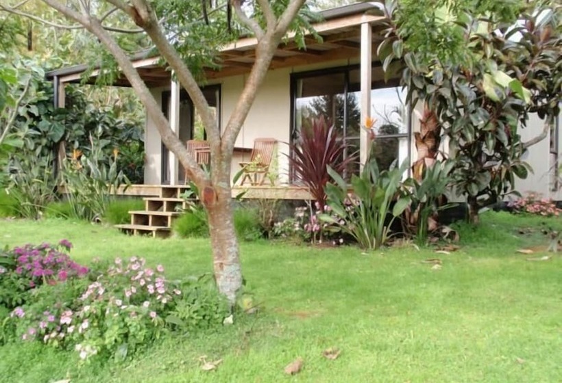 Wharepuke Subtropical Accommodation