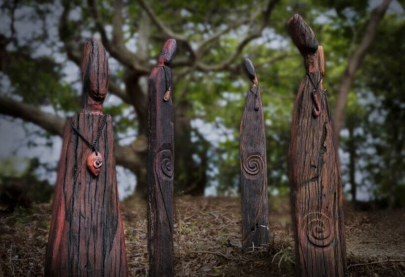 Wharepuke Subtropical Accommodation