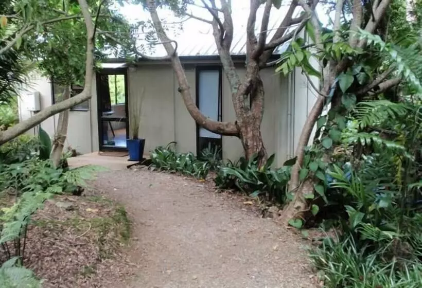 Wharepuke Subtropical Accommodation