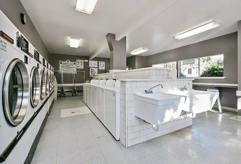 Flying Flags Rv Resort & Campground