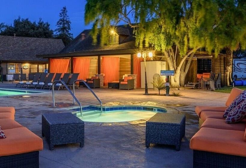 Flying Flags Rv Resort & Campground