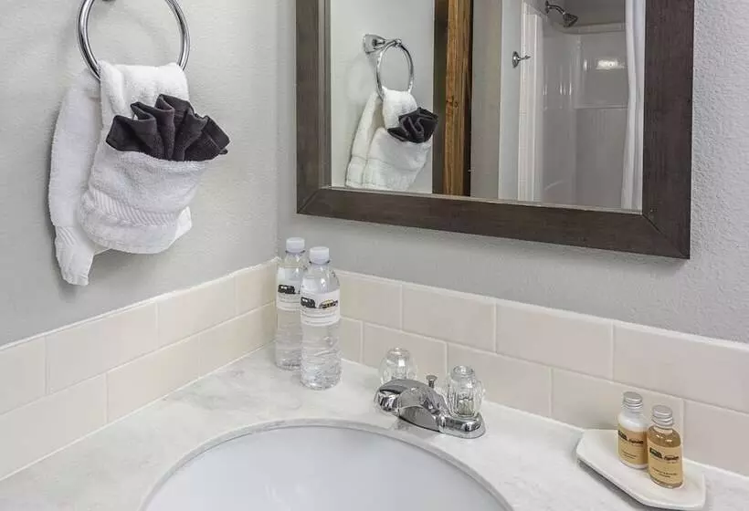 Flying Flags Rv Resort & Campground