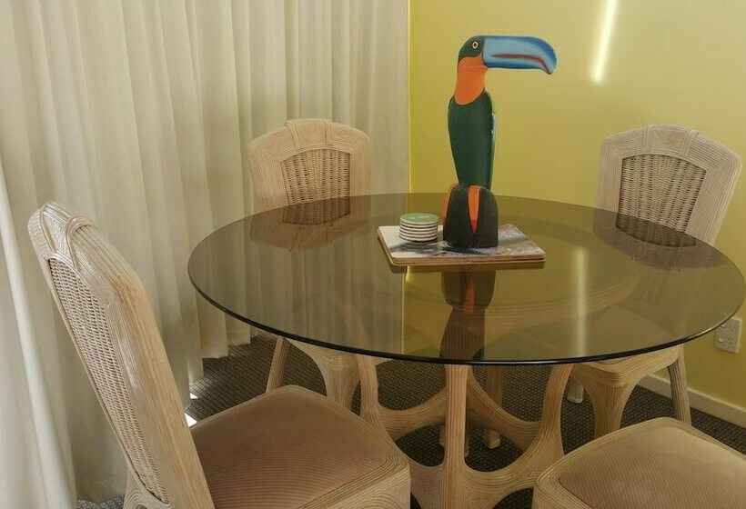 בית מלון כפרי Bali In Broughton