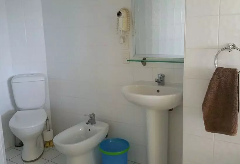 ホテル Bali In Broughton