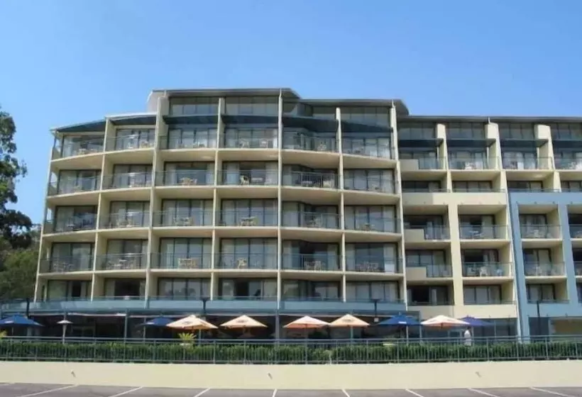 ホテル Bali In Broughton